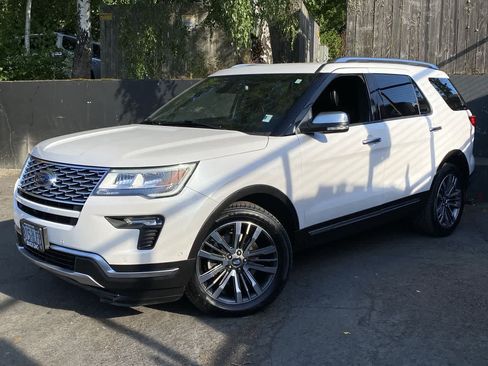 Used 2018 Ford Explorer Platinum AWD/4WD image 1