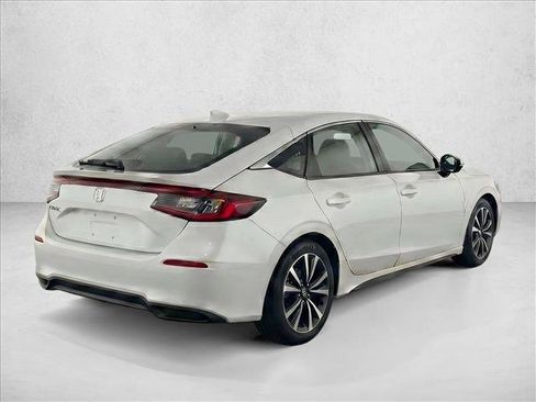 Used 2024 Honda Civic EX-L image 7