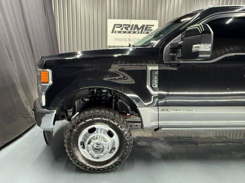 Used 2022 Ford F350 Lariat w/ Lariat Ultimate Package AWD/4WD image 8