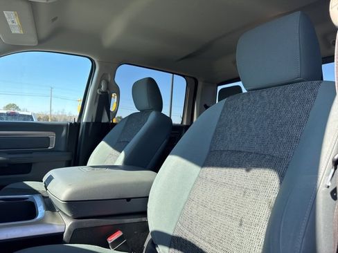 Used 2018 RAM 1500 Big Horn image 26