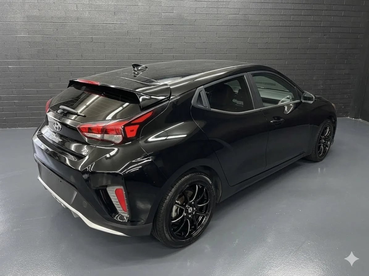 Used 2019 Hyundai Veloster 2.0 FWD image 4
