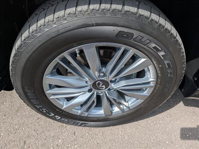 Used 2022 INFINITI QX80 Luxe w/ Cargo Package AWD/4WD image 9