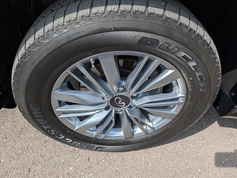 Used 2022 INFINITI QX80 Luxe w/ Cargo Package AWD/4WD image 9