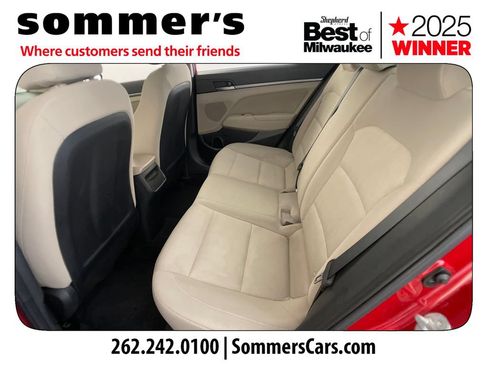 Used 2017 Hyundai Elantra SE FWD image 21