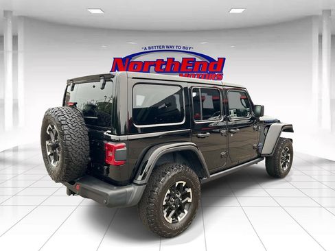 Used 2024 Jeep Wrangler Unlimited Rubicon 4xe AWD/4WD image 3