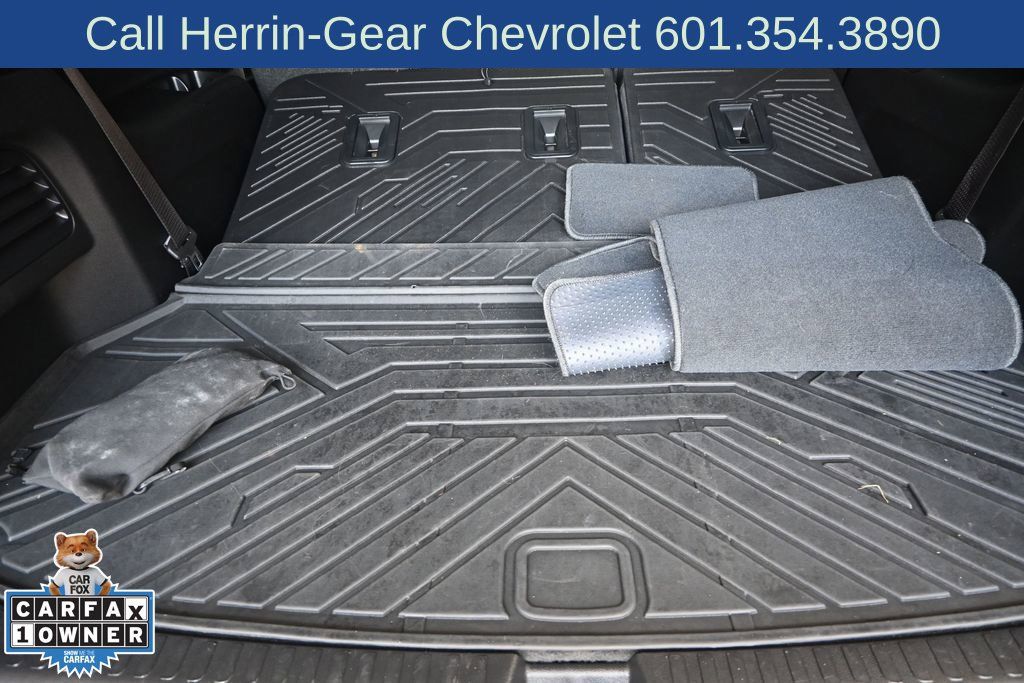 Used 2026 Chevrolet Traverse High Country FWD image 19
