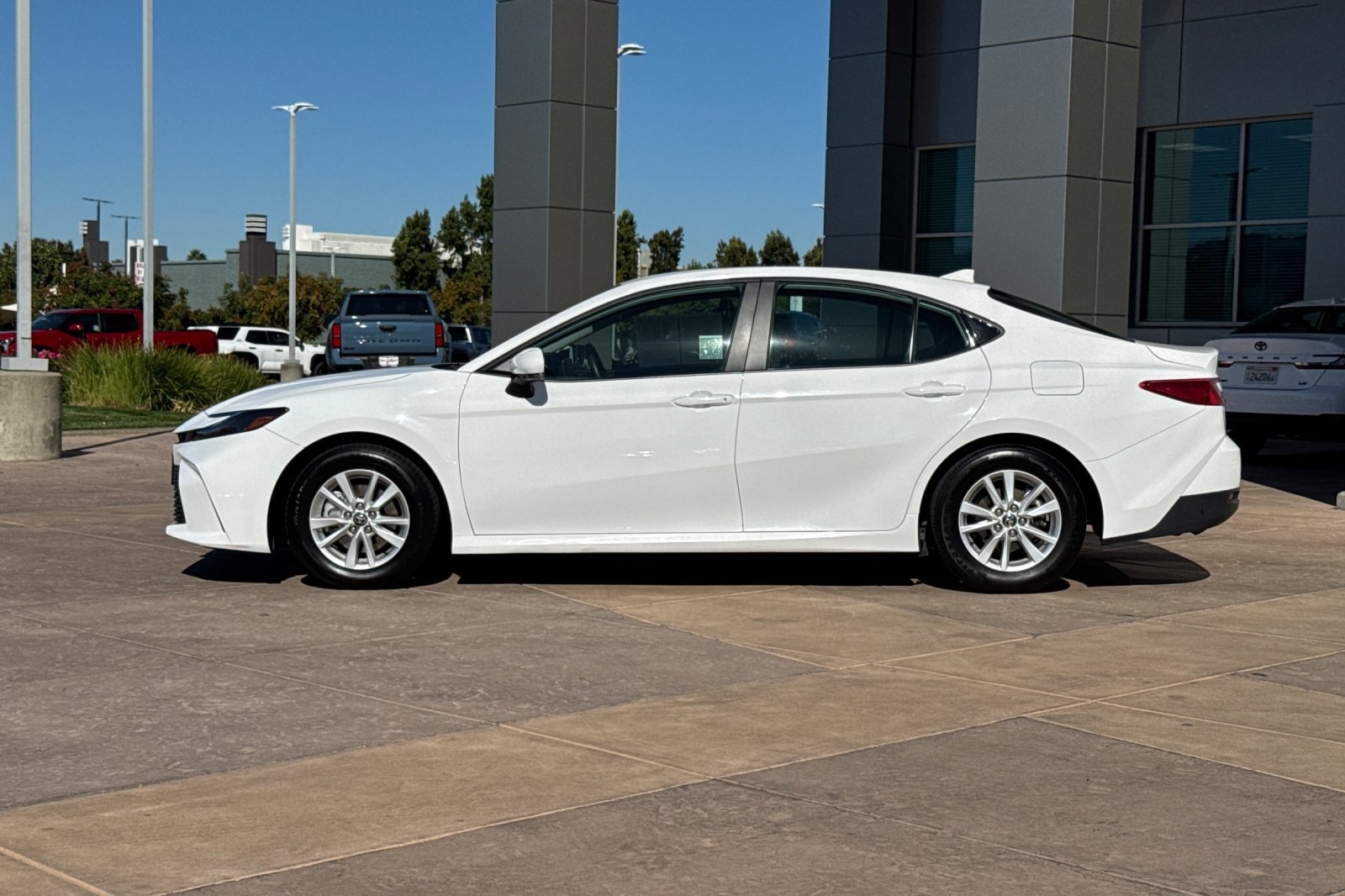 Certified 2025 Toyota Camry LE FWD image 8