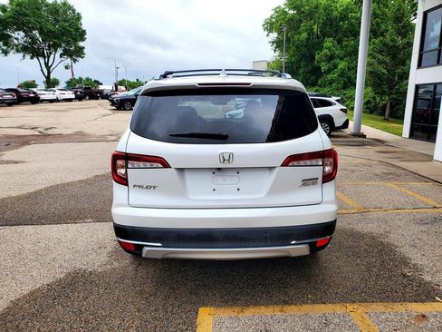 Used 2020 Honda Pilot Touring image 6