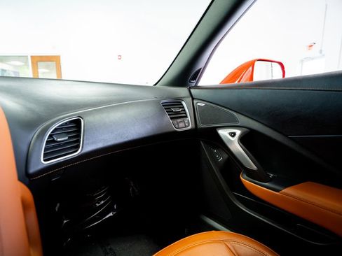 Used 2018 Chevrolet Corvette Z06 RWD image 46