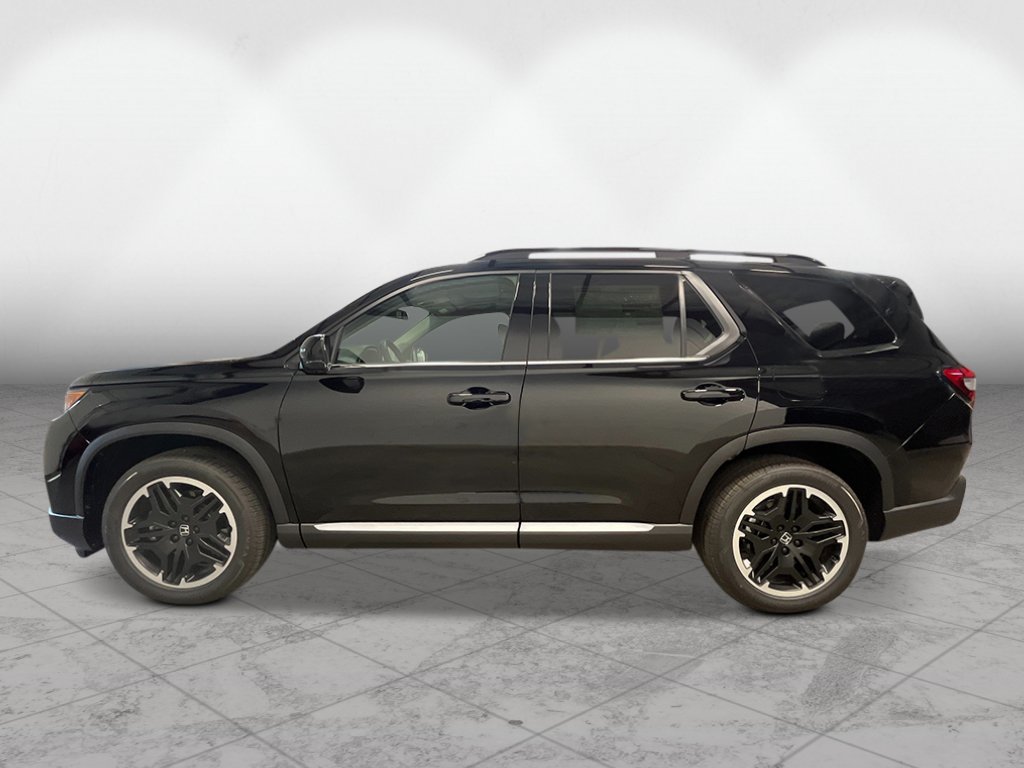 New 2026 Honda Pilot Touring image 2