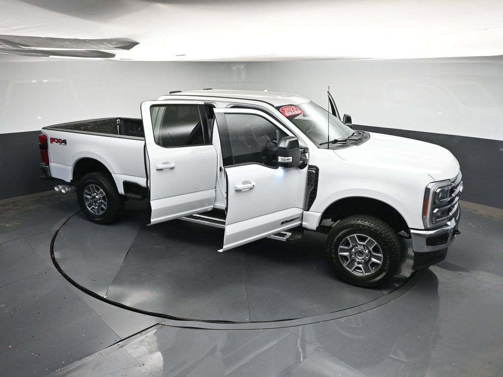 Used 2023 Ford F250 Lariat w/ FX4 Off-Road Package AWD/4WD image 47