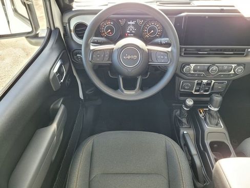 New 2026 Jeep Gladiator Sport image 16