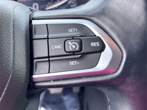 Used 2022 Jeep Compass Latitude image 18