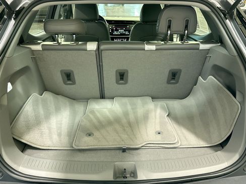 Used 2023 Chevrolet Bolt EUV Premier w/ Super Cruise Package image 33