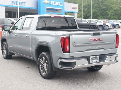 Used 2025 GMC Sierra 1500 SLT AWD/4WD image 5
