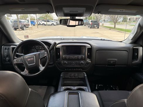 Used 2015 GMC Sierra 1500 SLE image 10