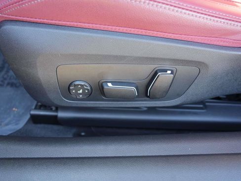 Used 2025 BMW M440i M440i Coupe RWD image 11