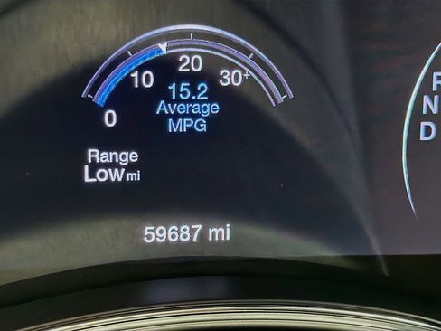 Used 2022 Jeep Grand Cherokee Laredo X image 8