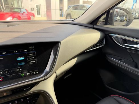 Used 2023 Buick Envision Essence w/ Sport Touring Package image 12