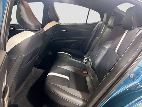 Used 2025 Toyota Camry SE w/ Convenience Package FWD image 20