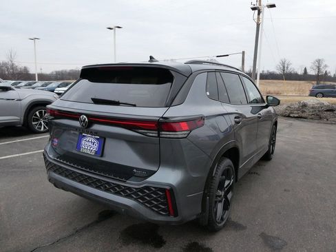 New 2026 Volkswagen Tiguan SE R-Line AWD/4WD image 3