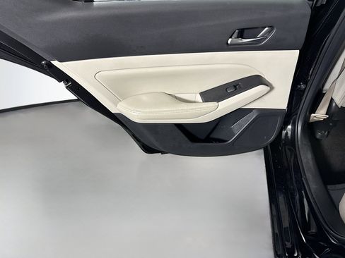 Used 2022 Nissan Altima 2.5 SV FWD image 26