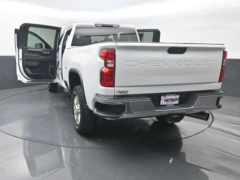Used 2024 Chevrolet Silverado 2500 LT AWD/4WD image 54