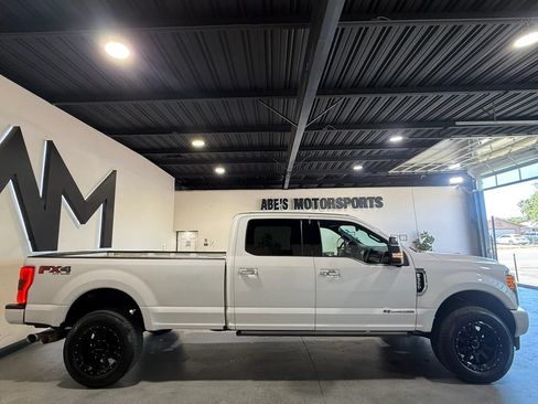 Used 2018 Ford F350 Platinum w/ Platinum Ultimate Package AWD/4WD image 4