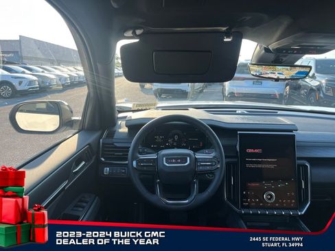 New 2026 GMC Acadia AT4 image 14