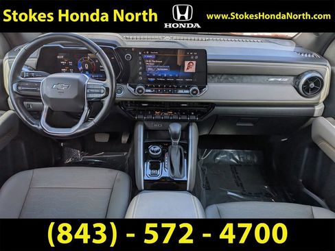 Used 2024 Chevrolet Colorado ZR2 w/ ZR2 Convenience Package III AWD/4WD image 16