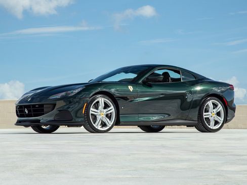 Certified 2023 Ferrari Portofino M image 2