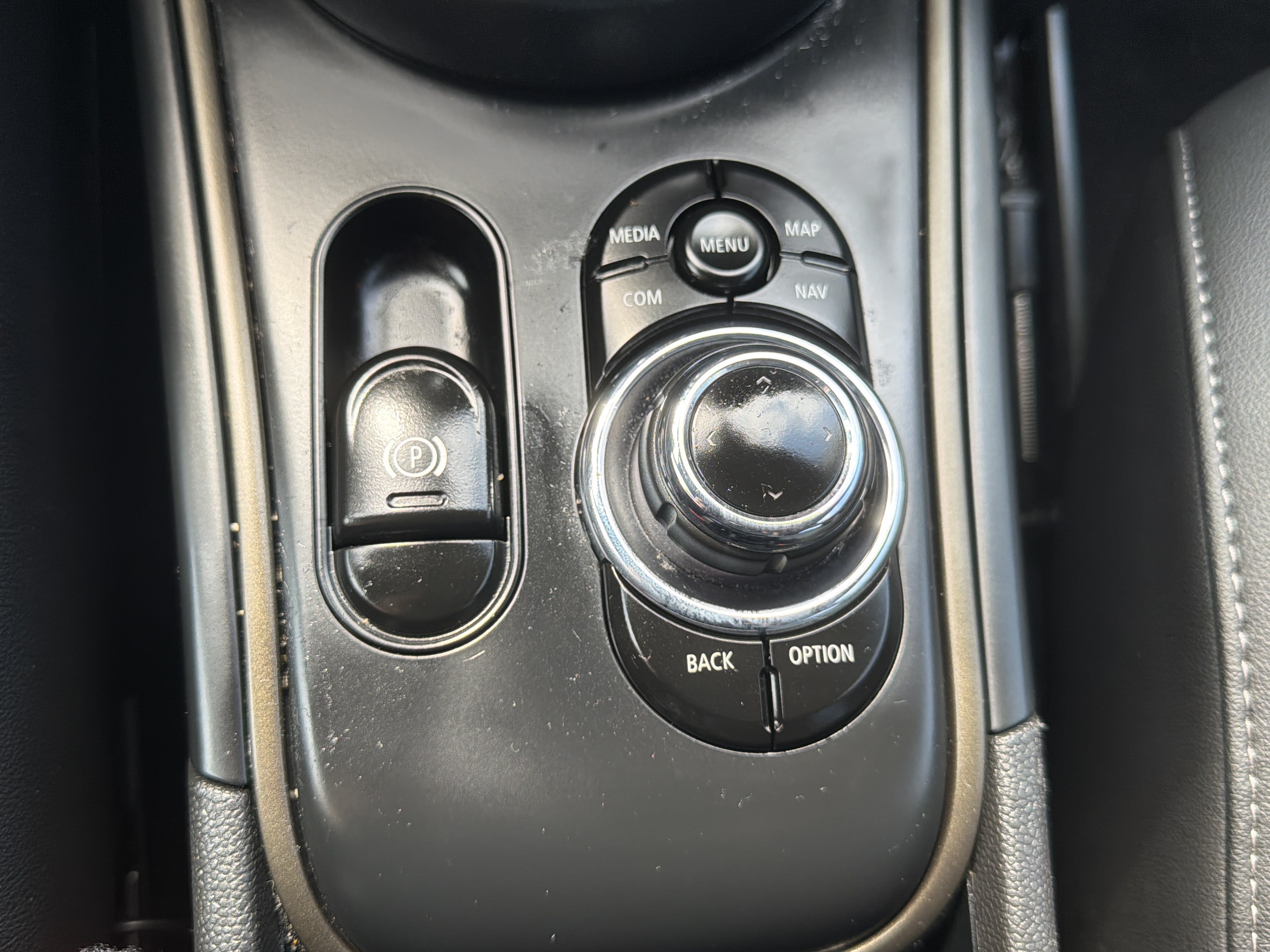 Used 2024 MINI Cooper Countryman S w/ Premium Package FWD image 38