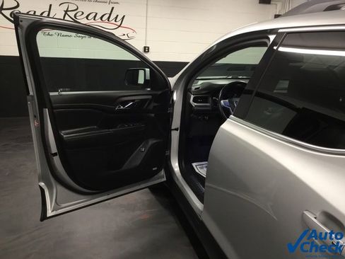 Used 2019 GMC Acadia SLT image 21