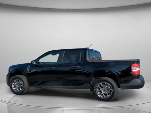 New 2026 Ford Maverick XLT w/ XLT Luxury Package FWD image 18