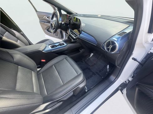 Used 2024 Chevrolet Equinox EV LT AWD/4WD image 26