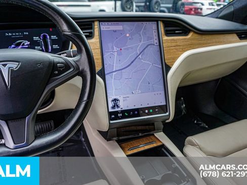 Used 2020 Tesla Model S Long Range image 32