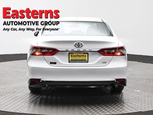 Used 2023 Toyota Camry LE FWD image 6