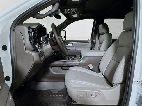 New 2026 Chevrolet Silverado 2500 LTZ w/ LTZ Premium Texas Edition image 12