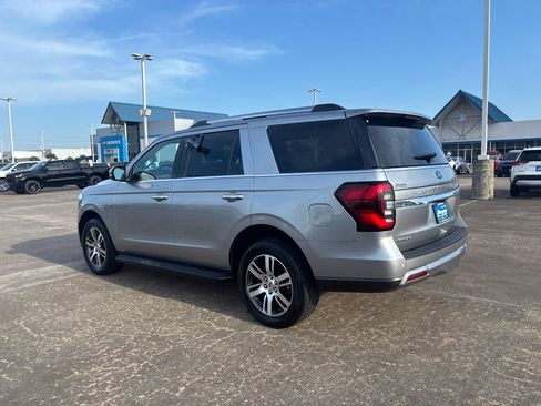 Used 2024 Ford Expedition Limited RWD image 12