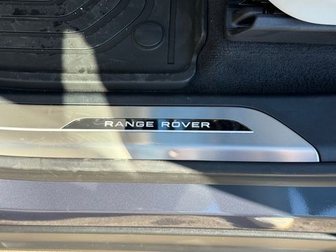 New 2026 Land Rover Range Rover Sport SE image 13