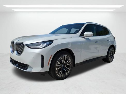 New 2026 BMW X3 xDrive30i w/ Premium Package AWD/4WD image 8
