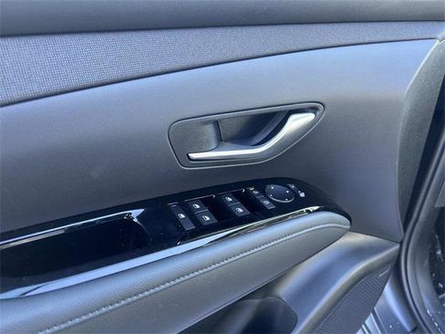 New 2026 Hyundai Tucson Limited image 7