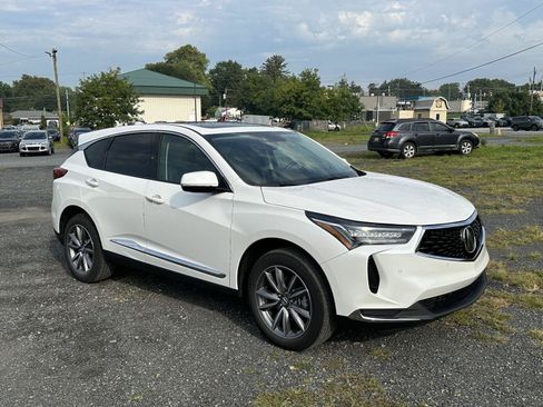Used 2023 Acura RDX w/ Technology Package AWD/4WD image 2