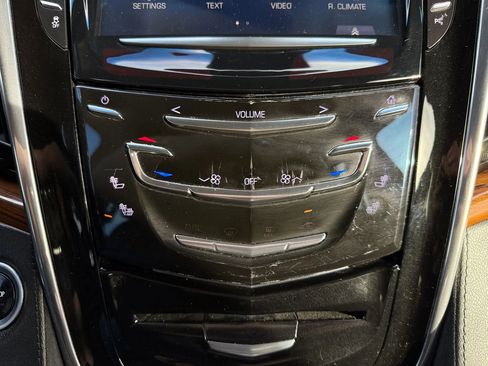 Used 2017 Cadillac Escalade Premium Luxury image 40