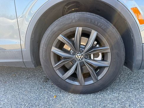 Used 2022 Volkswagen Tiguan SE image 7