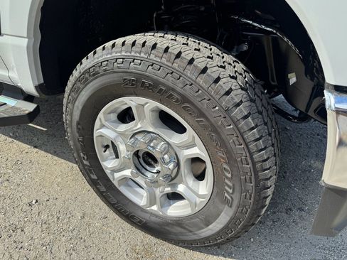 New 2026 Ford F250 XLT w/ FX4 Off-Road Package image 10