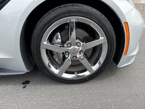 Used 2017 Chevrolet Corvette Stingray Coupe w/ 3LT Preferred Equipment Group image 3