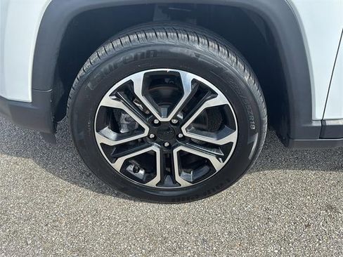 Used 2022 Jeep Compass Limited AWD/4WD image 8