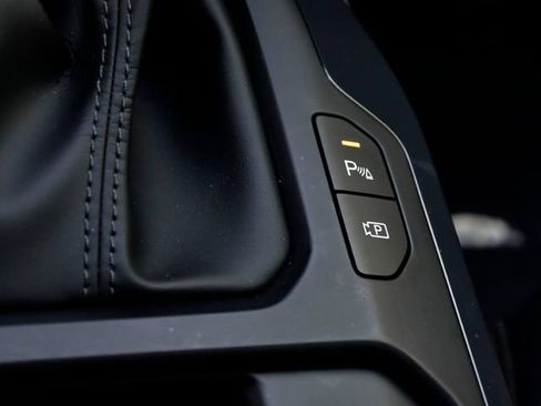 Certified 2020 Kia Forte LXS image 27