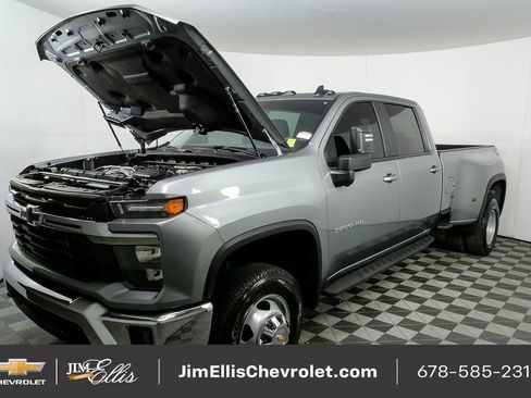 Used 2024 Chevrolet Silverado 3500 LT w/ All Star Edition image 32